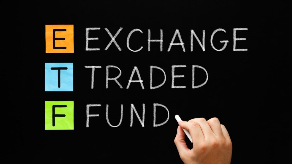 A visual representation of an ETF, showcasing various traded funds and their market dynamics.