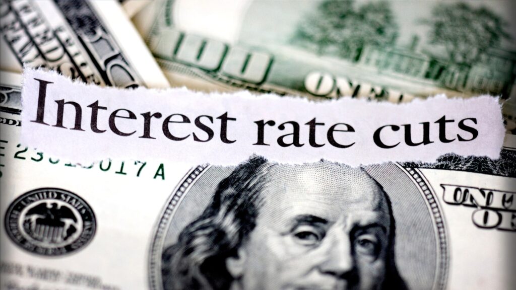 Fed Hits Pause on Interest Rate Cuts Amid Trump's Flurry of Economic Plans