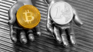 Better Cryptocurrency to Buy With $5,000 in 2025: Solana vs. Bitcoin